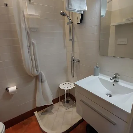 Camera & Caffe Gasthuis Trinitapoli