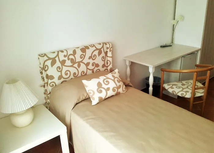 Camera & Caffe Pensión 3*