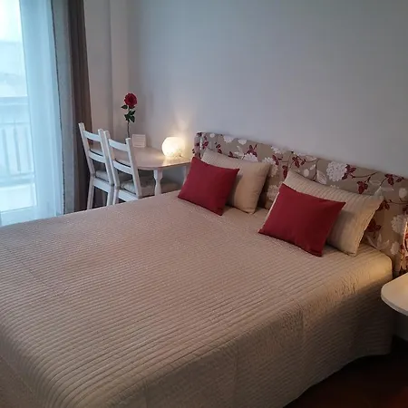 招待所 Camera & Caffe 特里尼塔波利