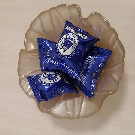 招待所 Camera & Caffe 特里尼塔波利