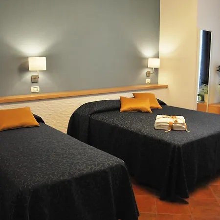 Camera & Caffe 特里尼塔波利